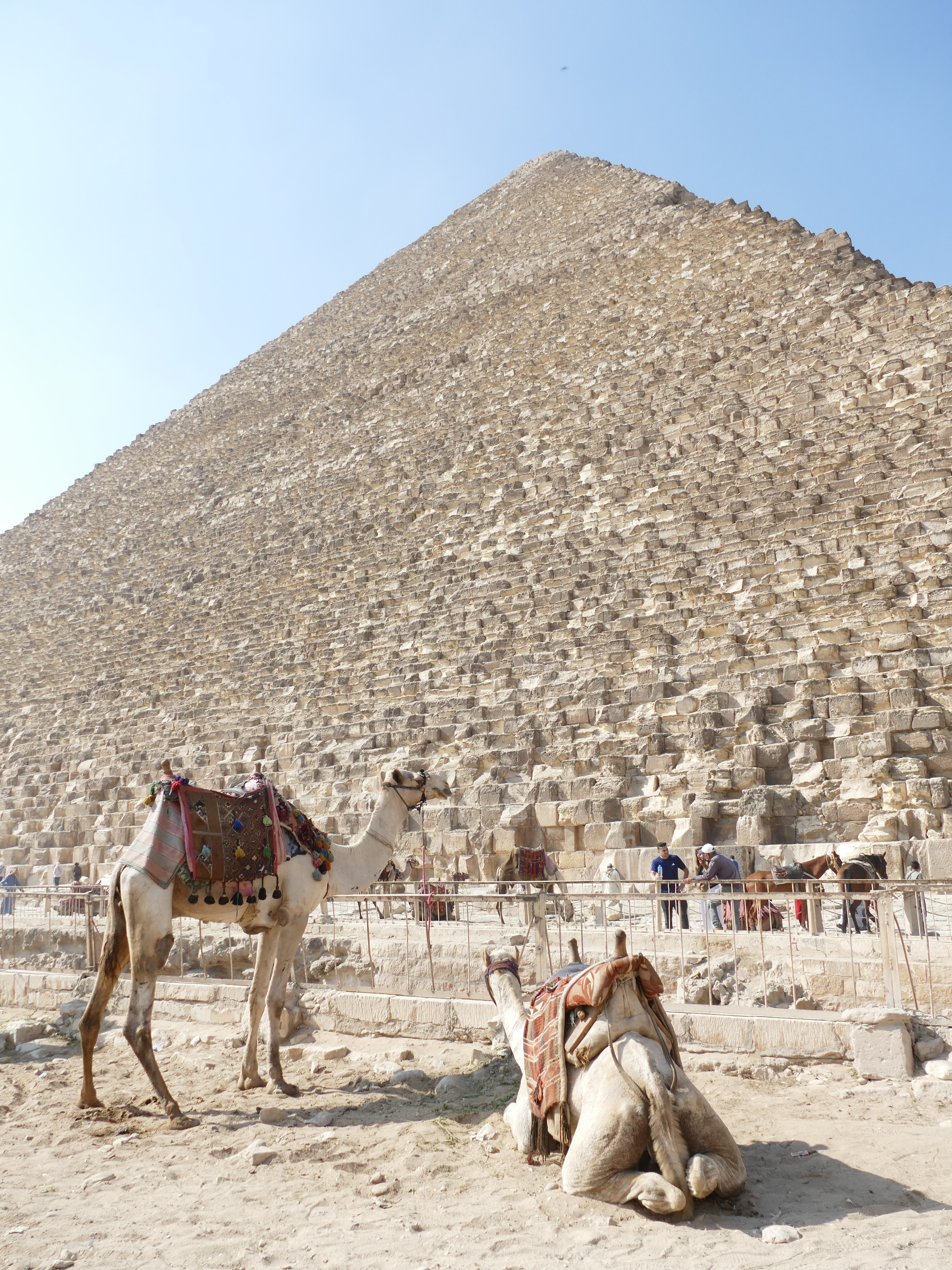Pyramide rouge